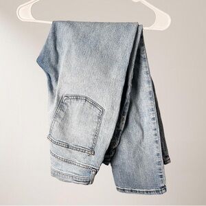 Universal Thread 90’s Slim Straight Jean